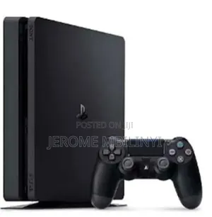 Play Station 4 Slim
