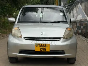 Toyota Passo 2005 Silver