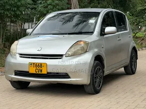 Toyota Passo 2005 Silver