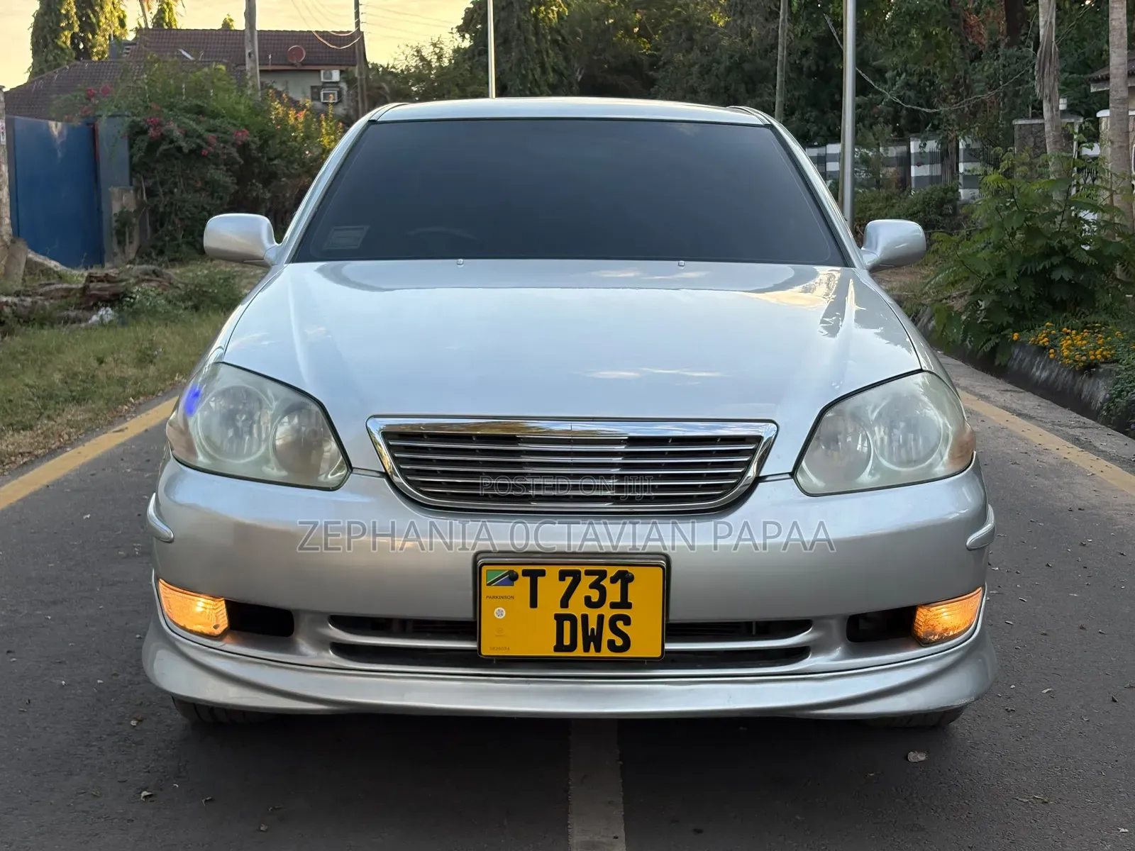 Toyota Mark II 2002 Silver