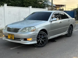 Toyota Mark II 2002 Silver