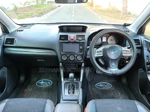 Subaru Forester 2014 Silver