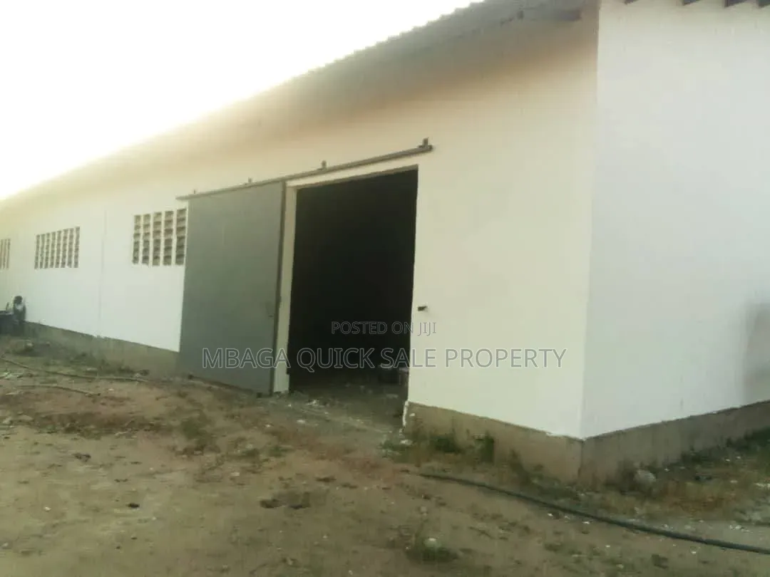Godown Area SQM 400 for Rent TSH 4000,000ml Located in Mbagala Zakiemu