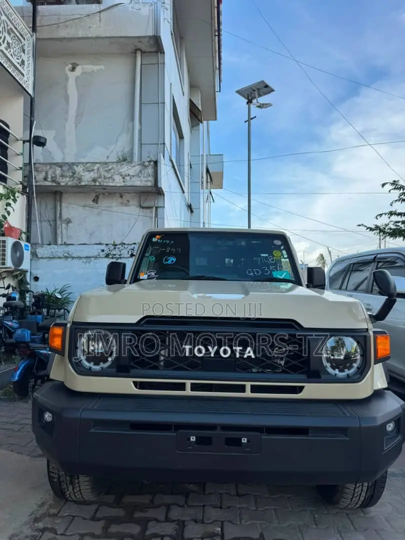 Toyota Land Cruiser 2024 Burgundy