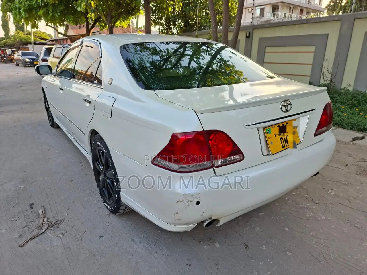 Toyota Crown 2003 White