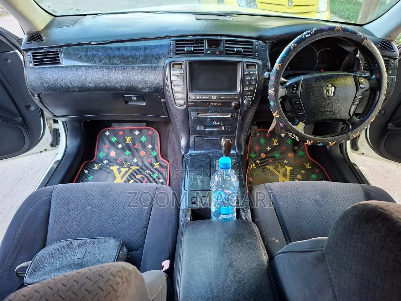 Toyota Crown 2003 White
