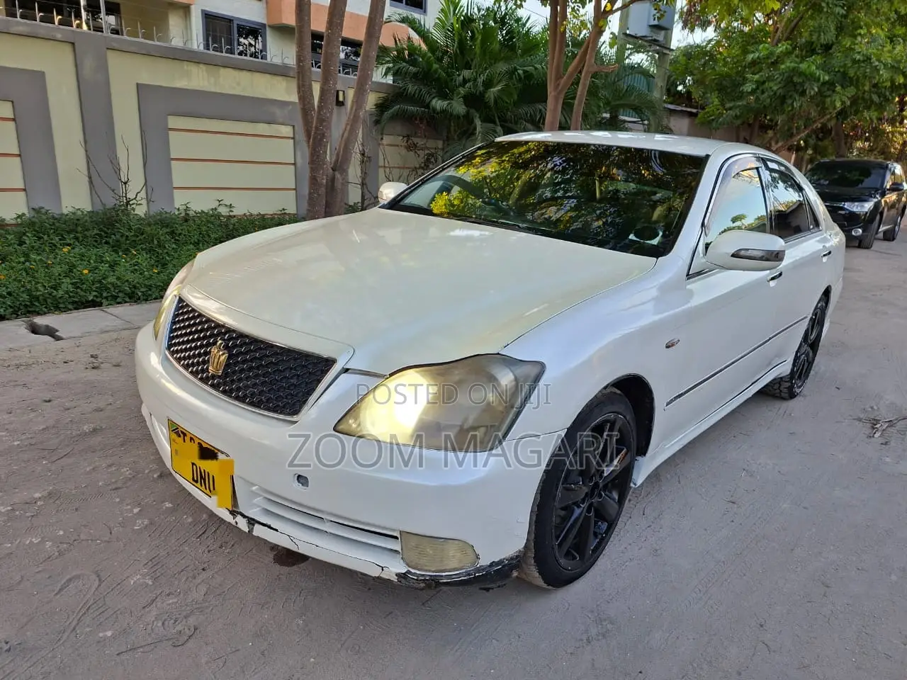 Toyota Crown 2003 White