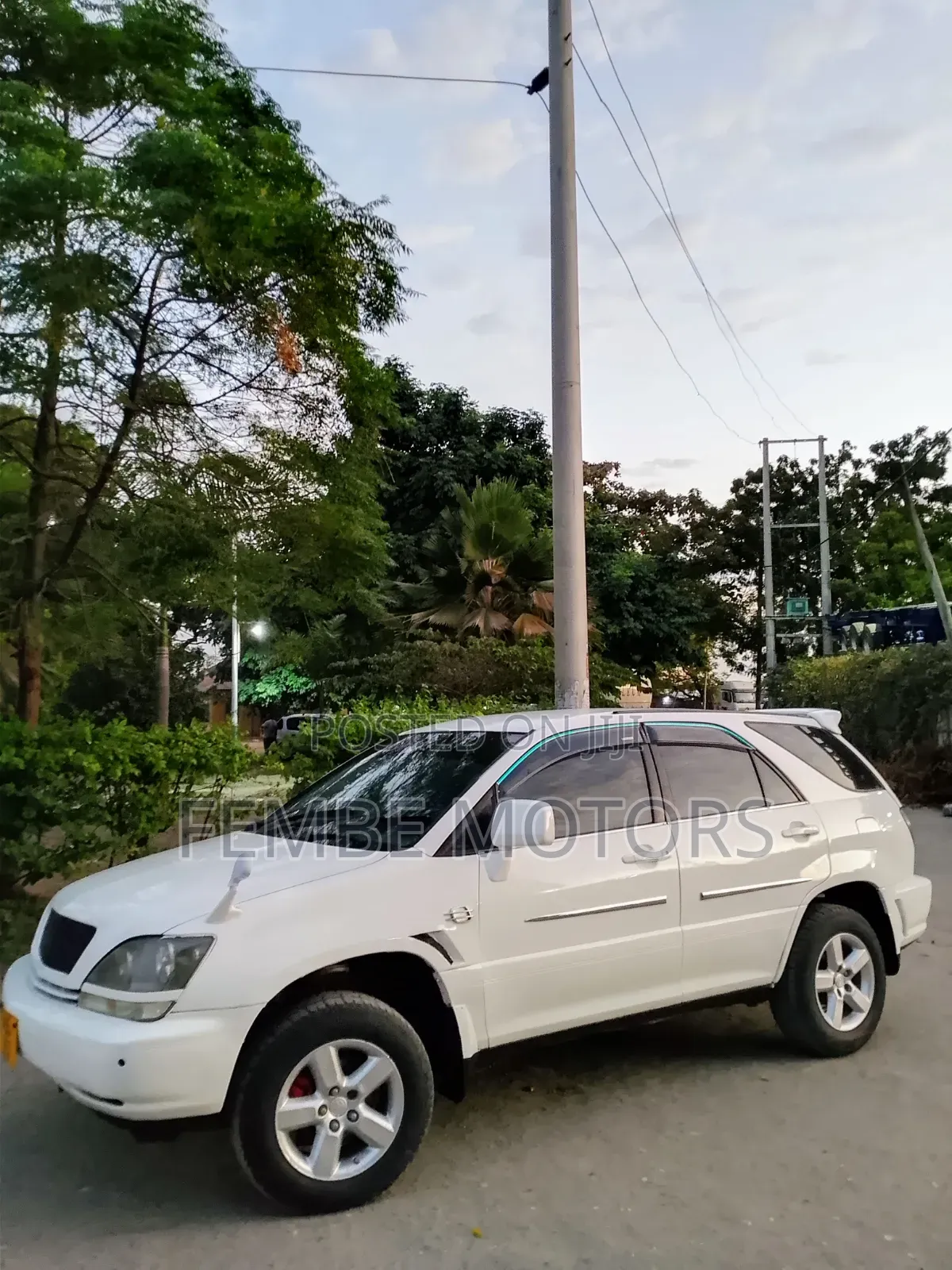 Toyota Harrier 2003 White