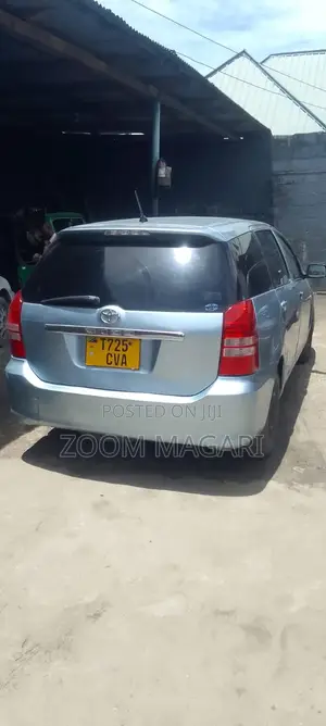 Toyota Wish 2005 Blue