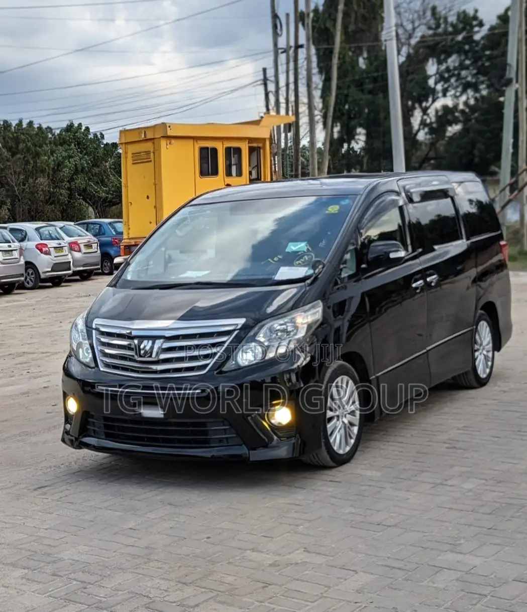 Toyota Alphard 2.4 Petrol FWD 2012 Black