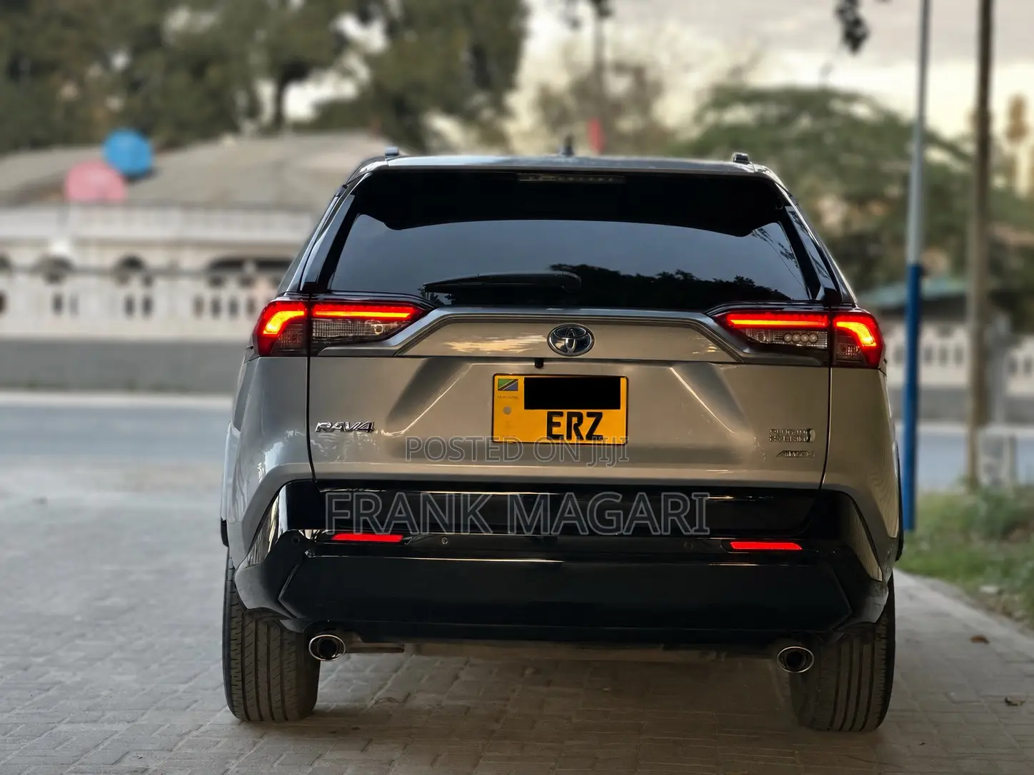 Toyota RAV4 2023 Gray