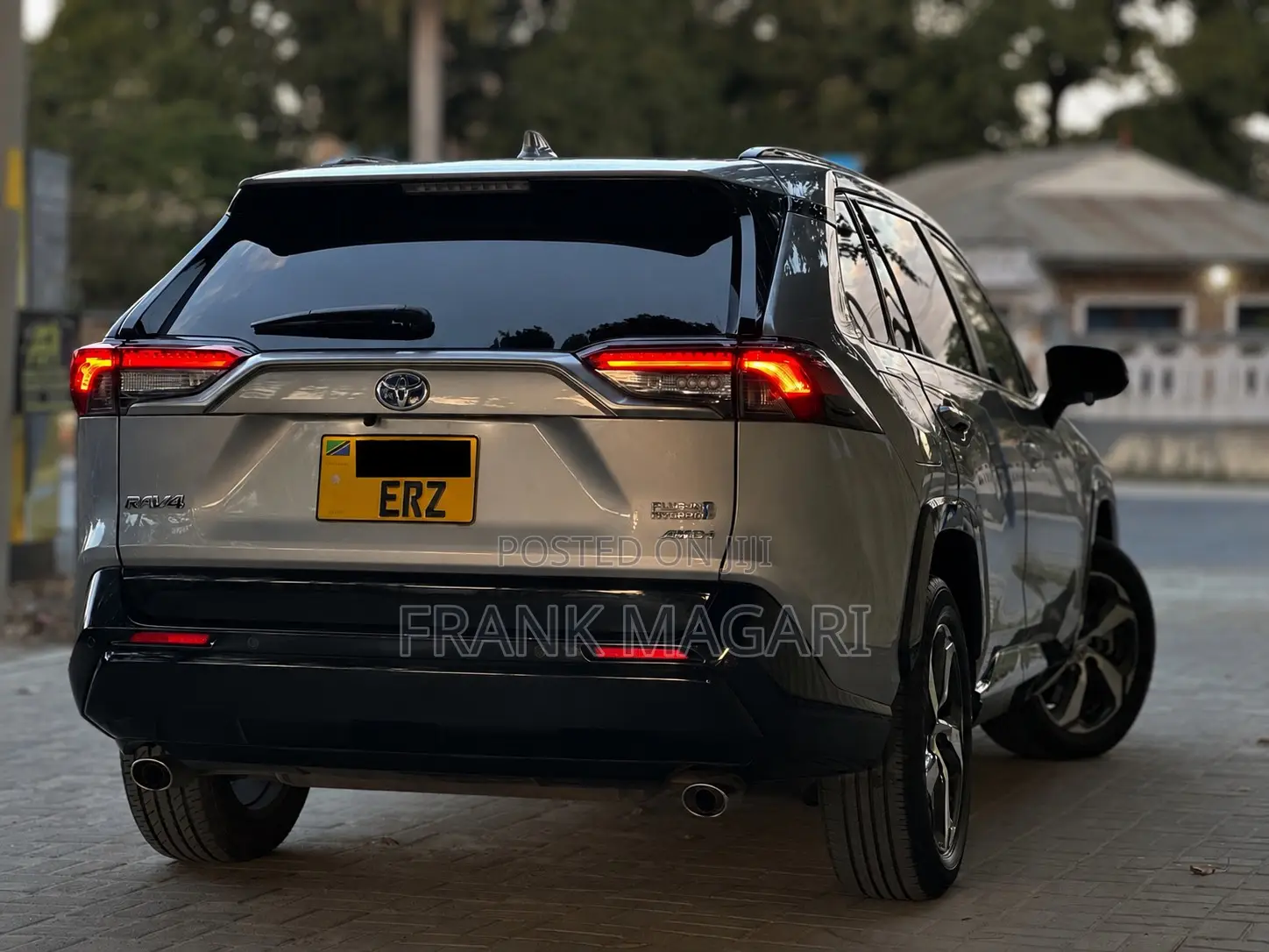 Toyota RAV4 2023 Gray