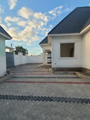 Furnished 3bdrm House in Biriani Real Estate, Chamazi for sale