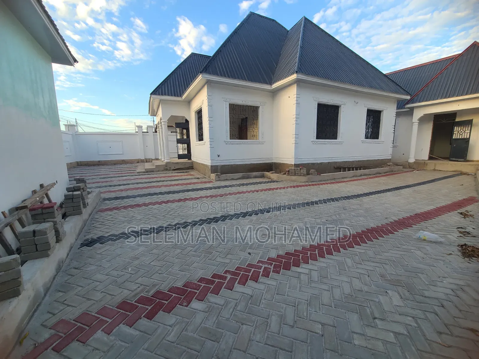 Furnished 3bdrm House in Biriani Real Estate, Chamazi for sale