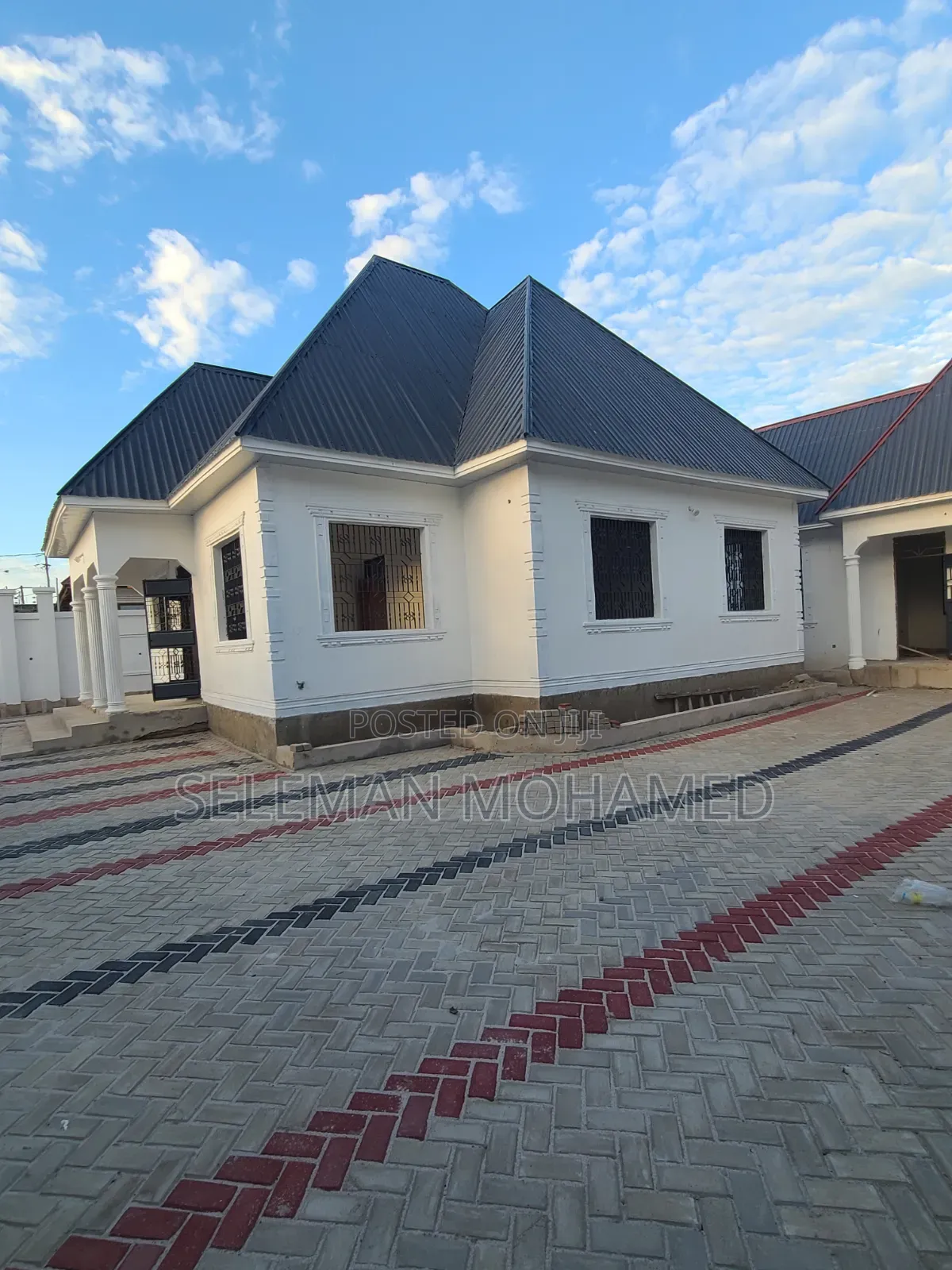 Furnished 3bdrm House in Biriani Real Estate, Chamazi for sale