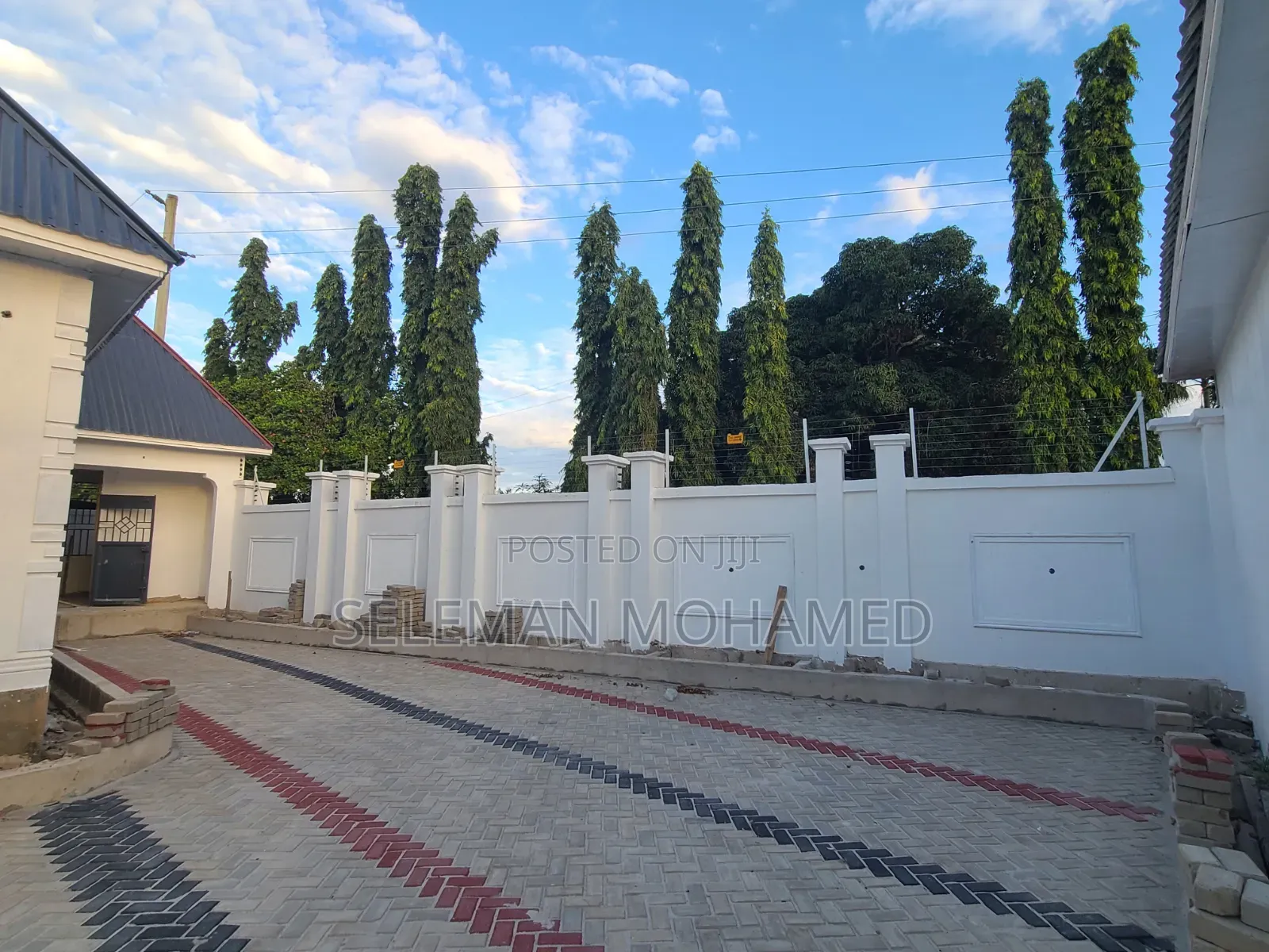 Furnished 3bdrm House in Biriani Real Estate, Chamazi for sale