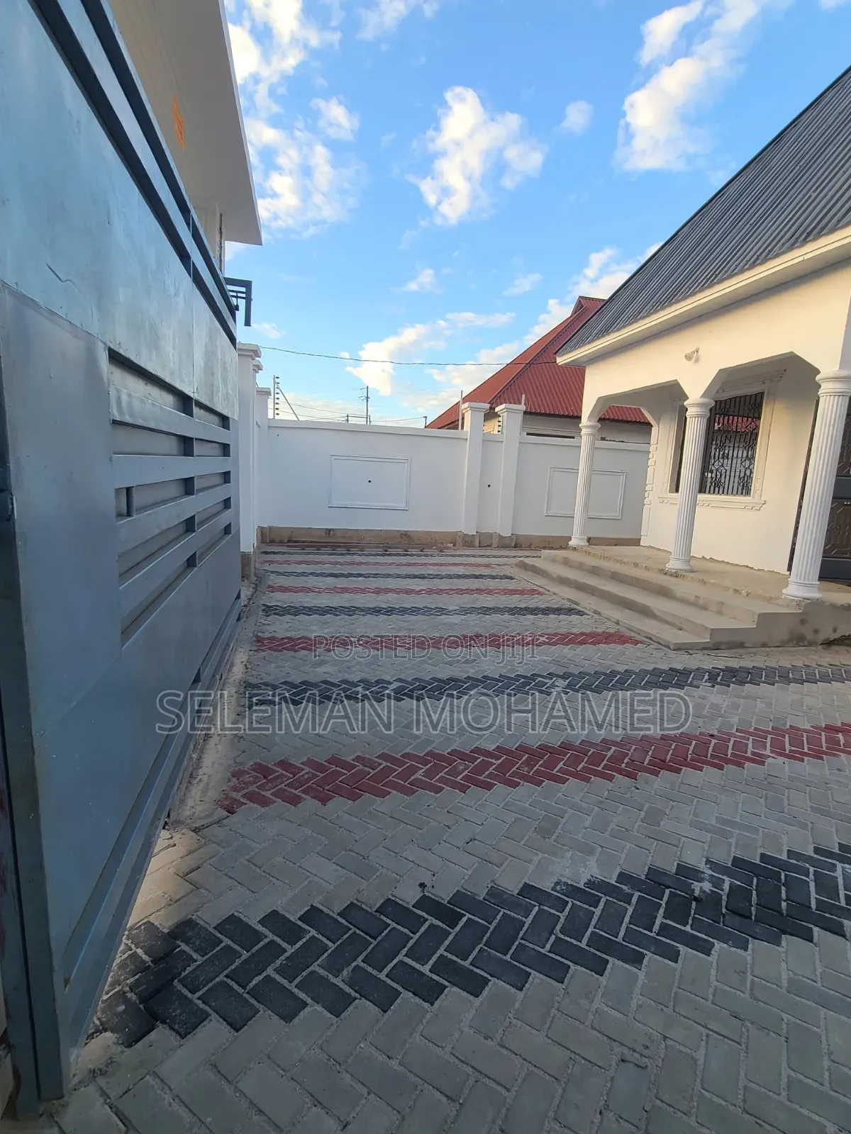 Furnished 3bdrm House in Biriani Real Estate, Chamazi for sale