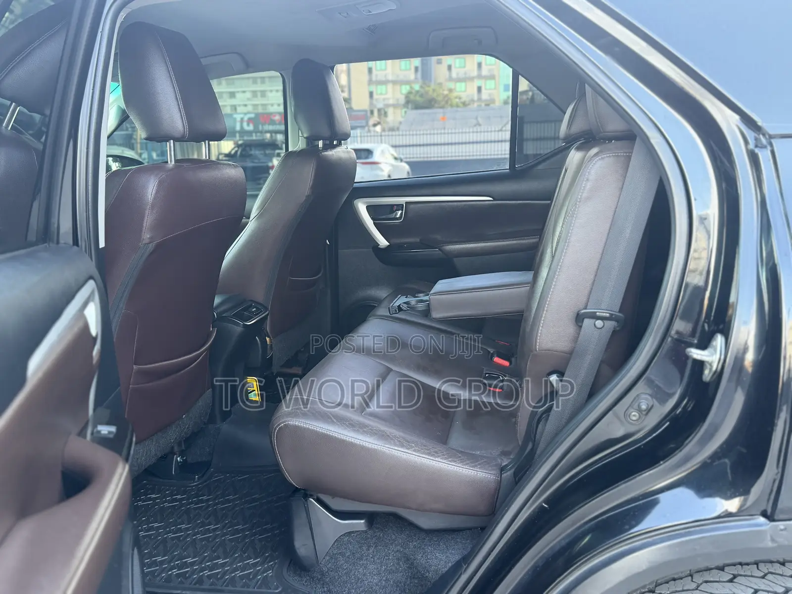 Toyota Fortuner 2.8 D RWD 2018 Black