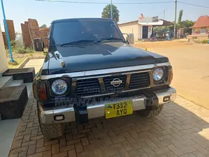 Nissan Patrol 1991 Gray