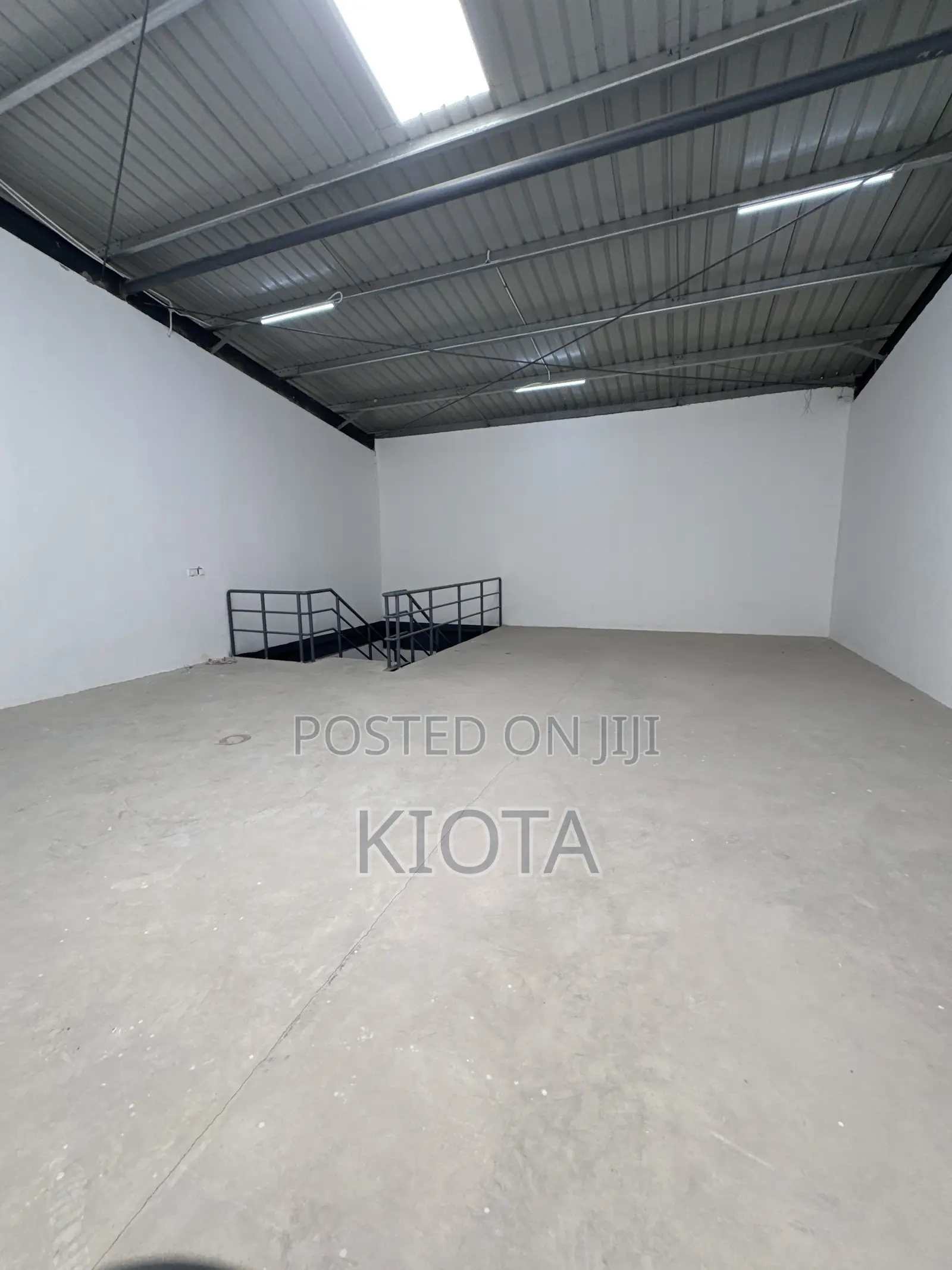 Warehouse for Distributors