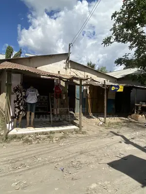 14bdrm House in Mjimwema, Kigamboni for sale