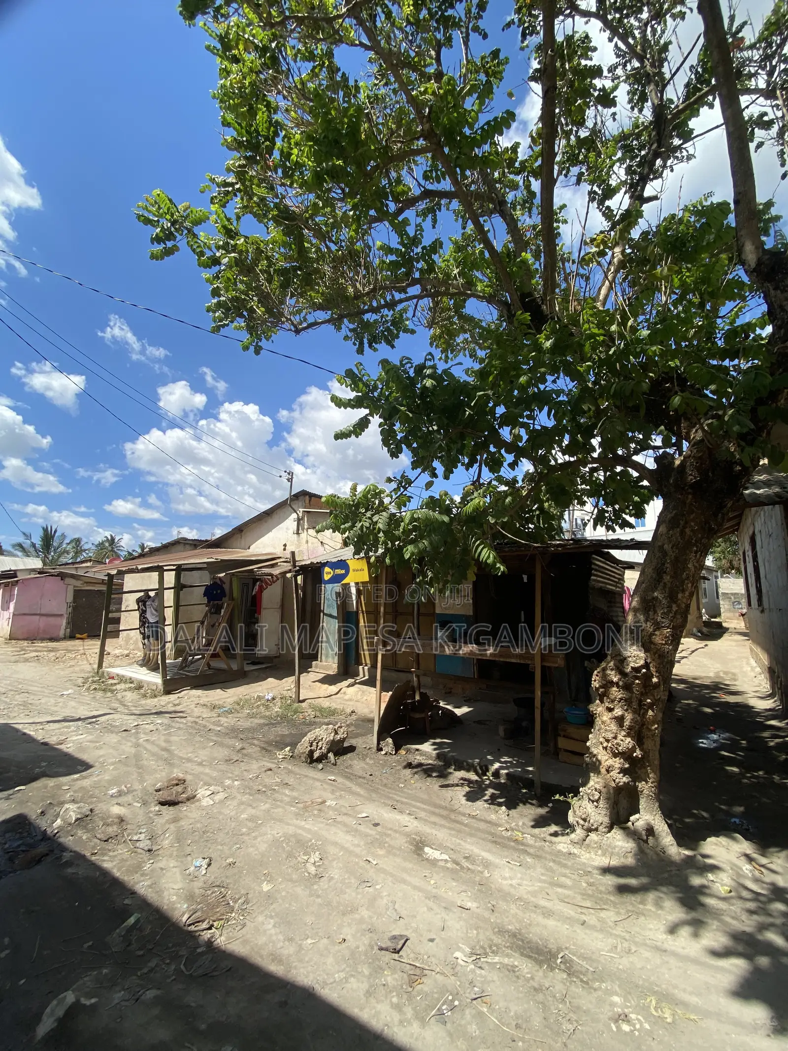 14bdrm House in Mjimwema, Kigamboni for sale
