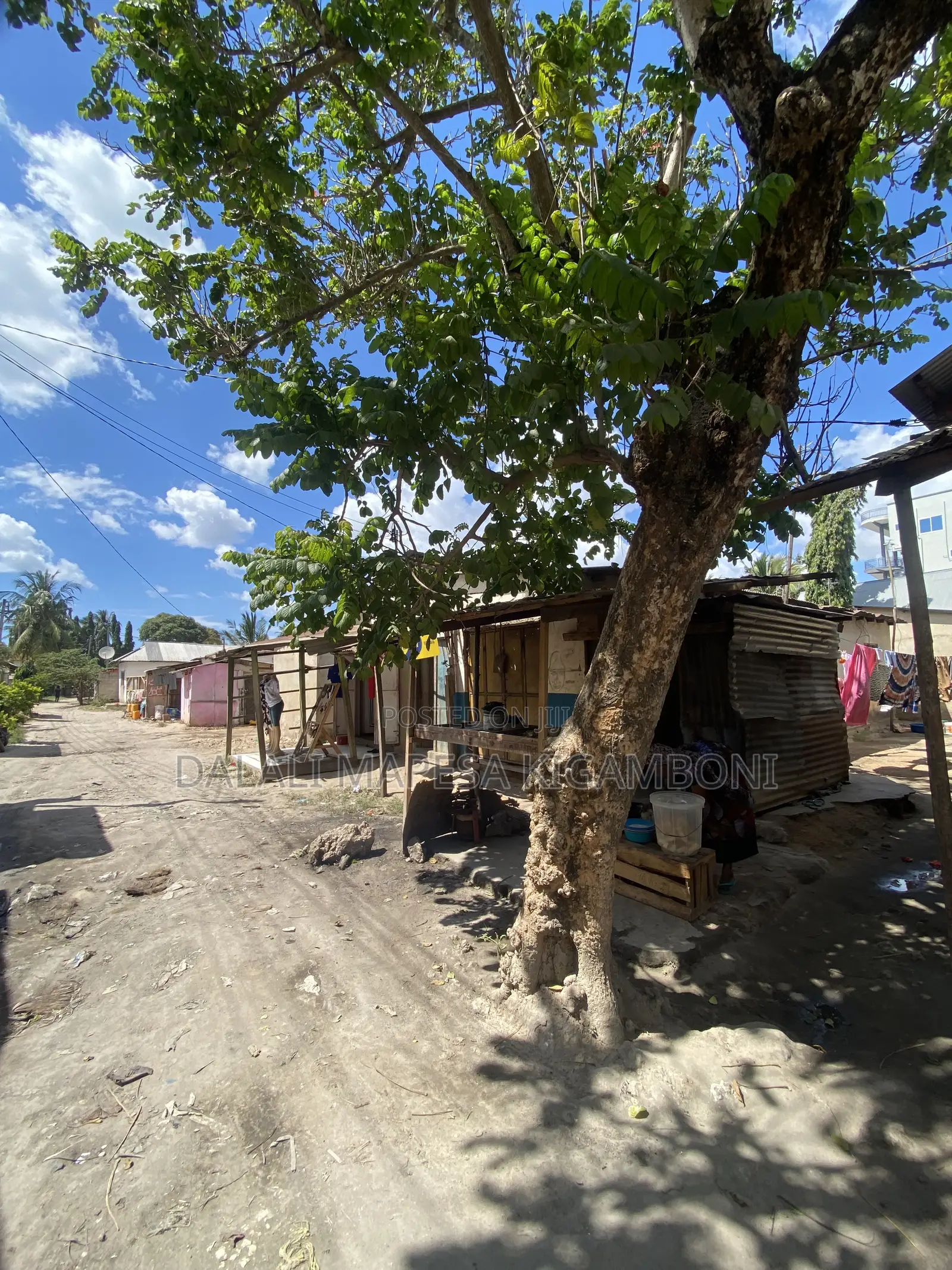 14bdrm House in Mjimwema, Kigamboni for sale