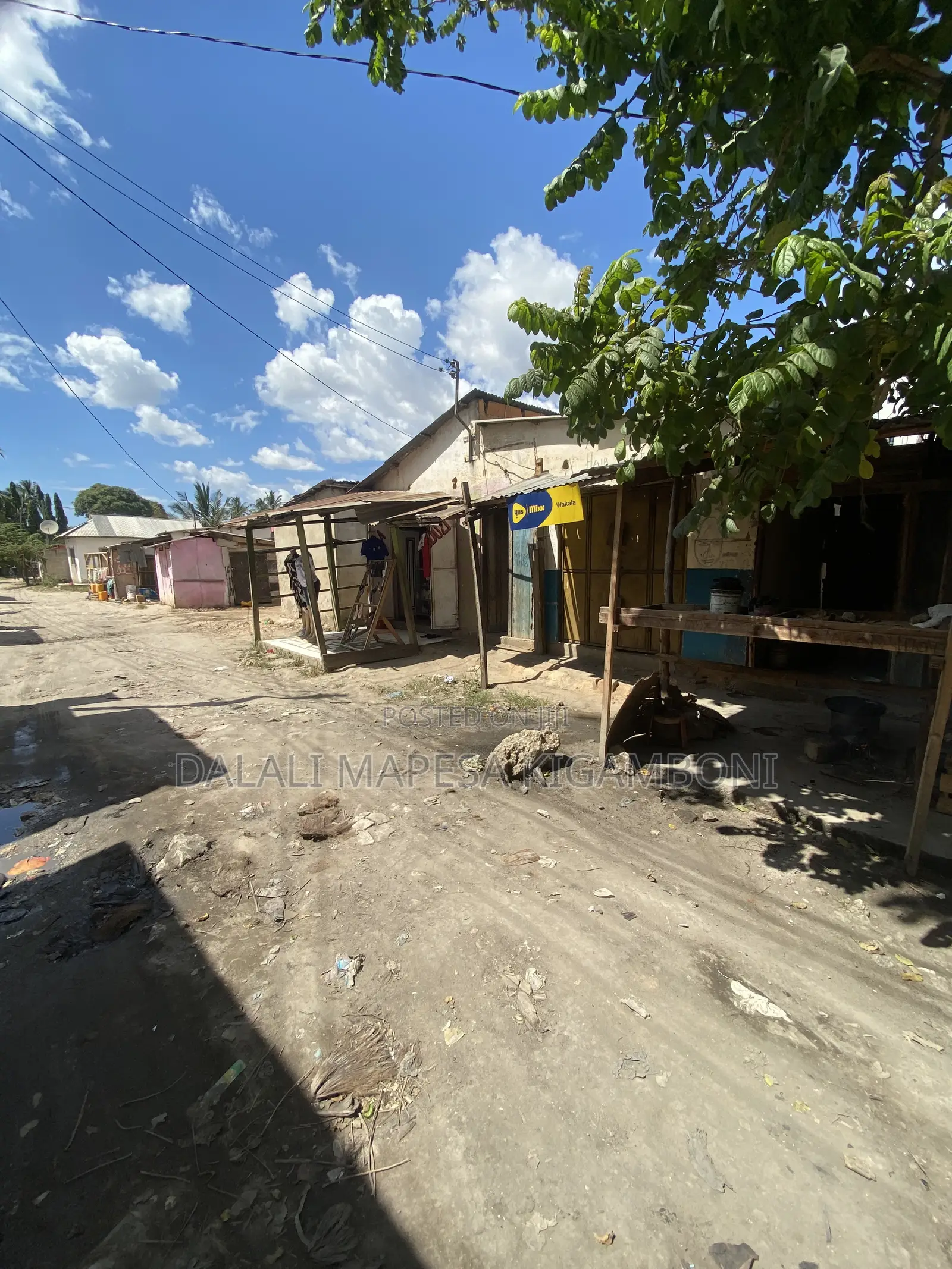 14bdrm House in Mjimwema, Kigamboni for sale