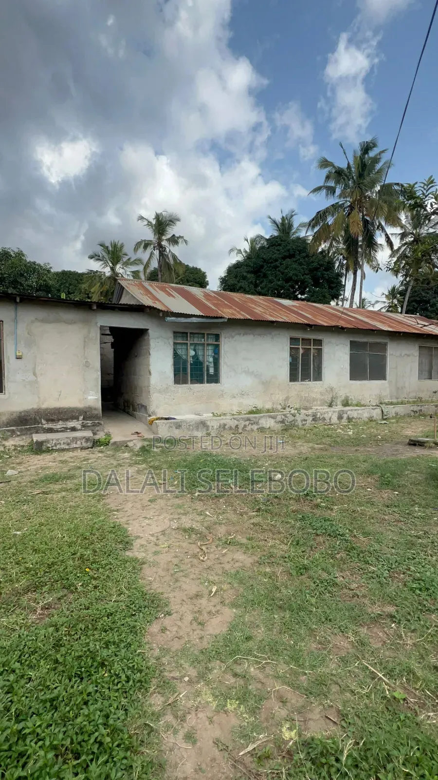 6bdrm Bungalow in Gongo La Mboto, Ilala for sale