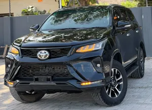 Toyota Fortuner 2.4 D AWD 2018 Black