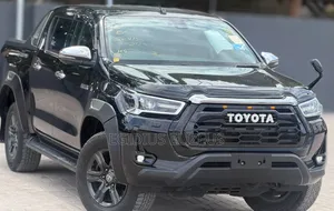 Toyota Hilux 2021 Black