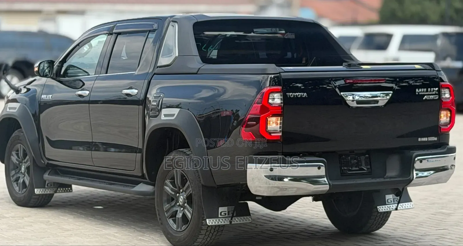 Toyota Hilux 2021 Black