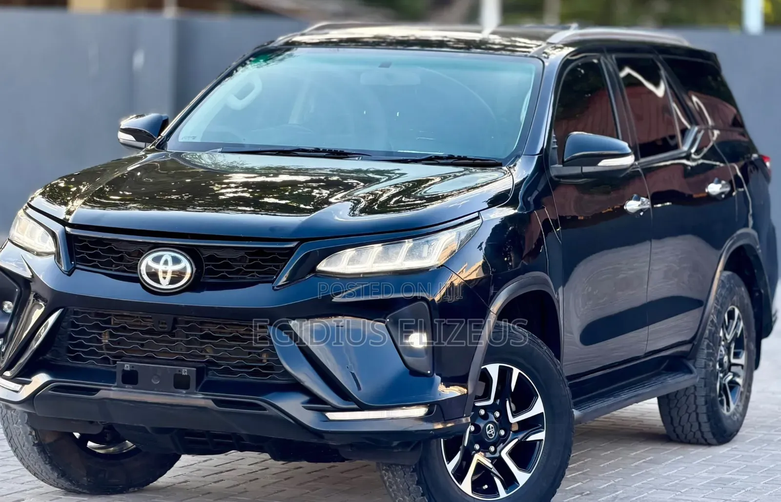 Toyota Fortuner 2018 Black