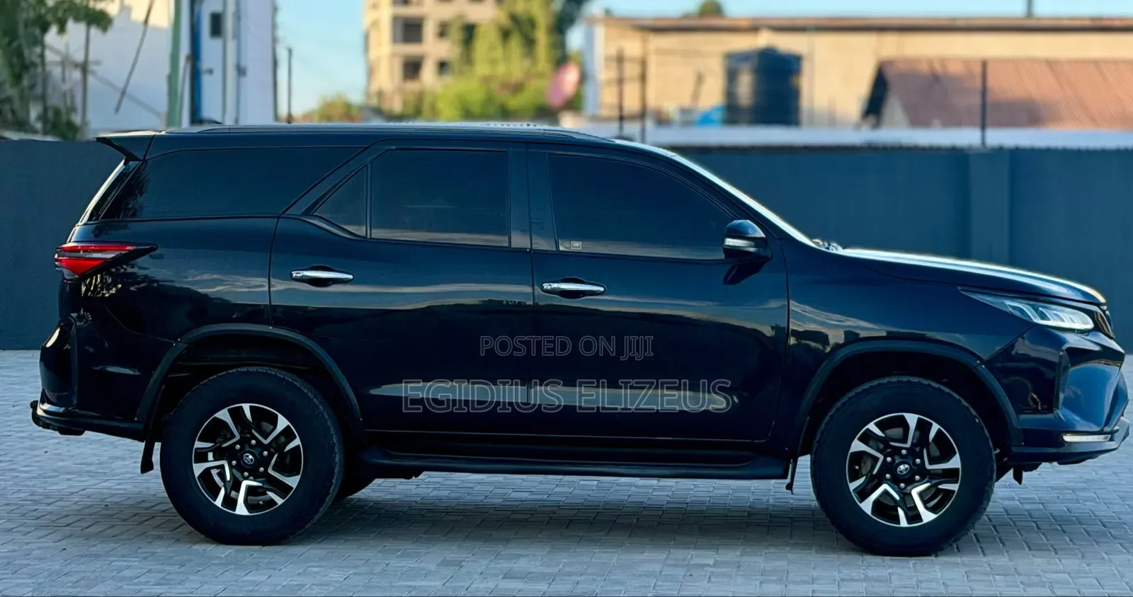 Toyota Fortuner 2018 Black