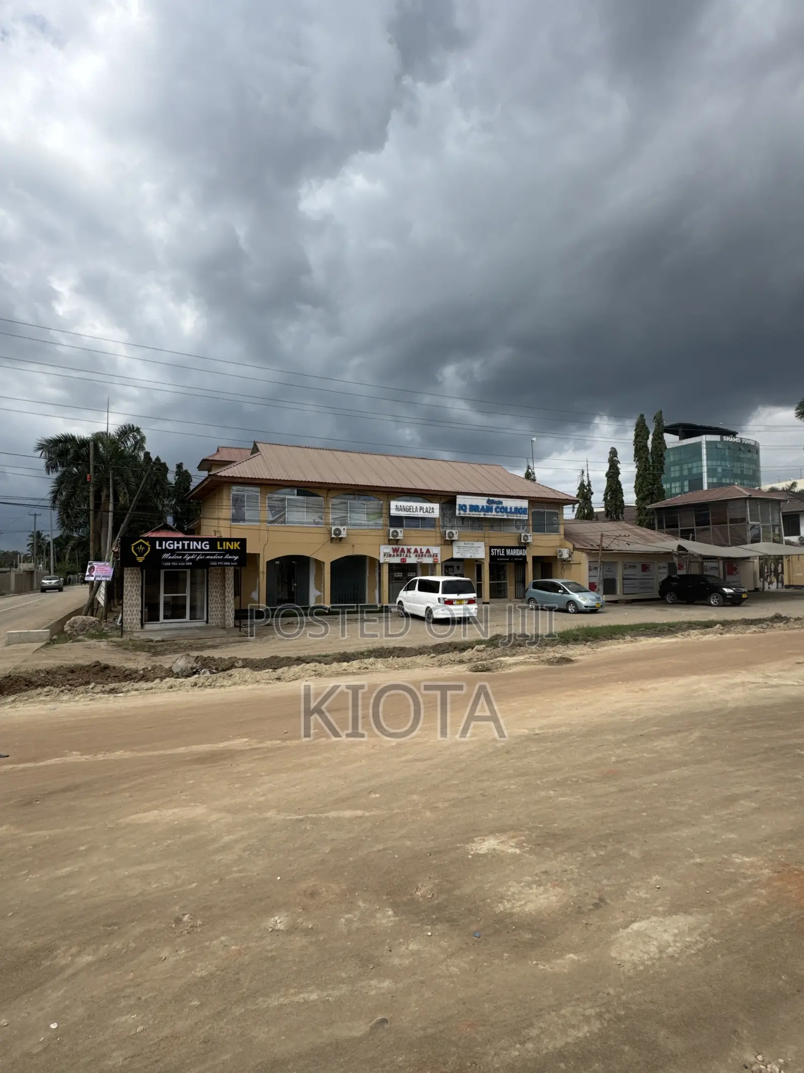 Commercial Building for Sale