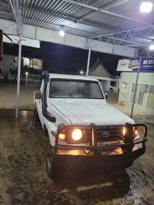 Toyota Land Cruiser Prado 2016