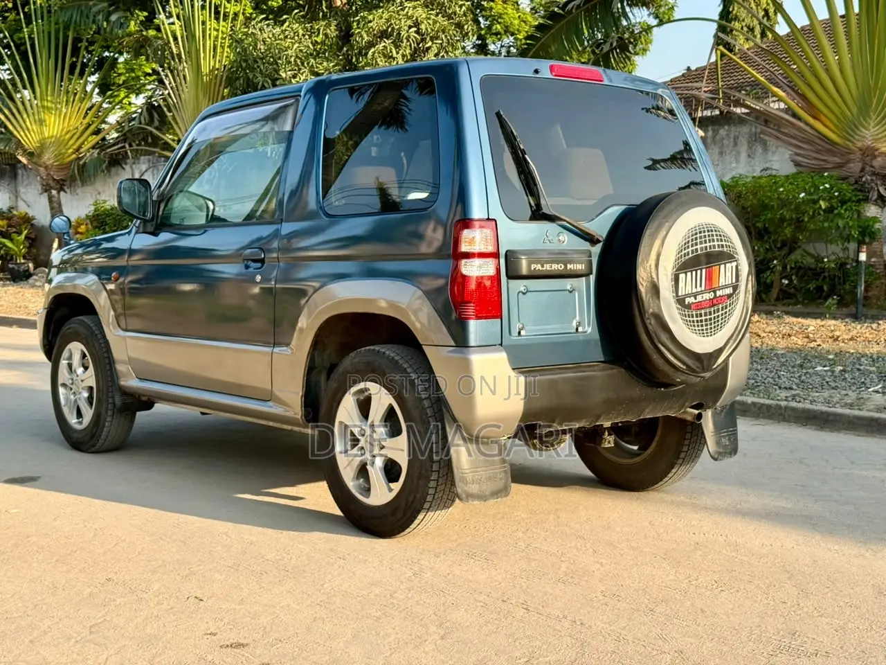 Mitsubishi Pajero 2005 Blue