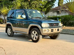 Mitsubishi Pajero 2005 Blue