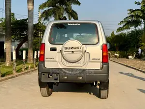 Mitsubishi Pajero 2000 Silver