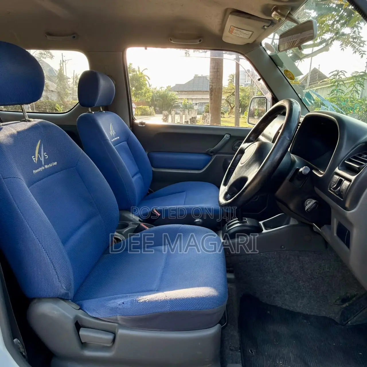 Mitsubishi Pajero 2000 White