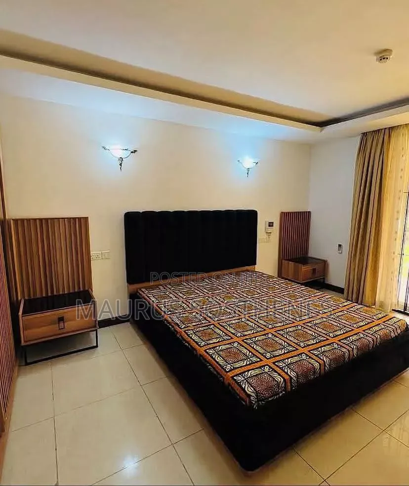Furnished 5bdrm Villa in Oyster Bay for rent