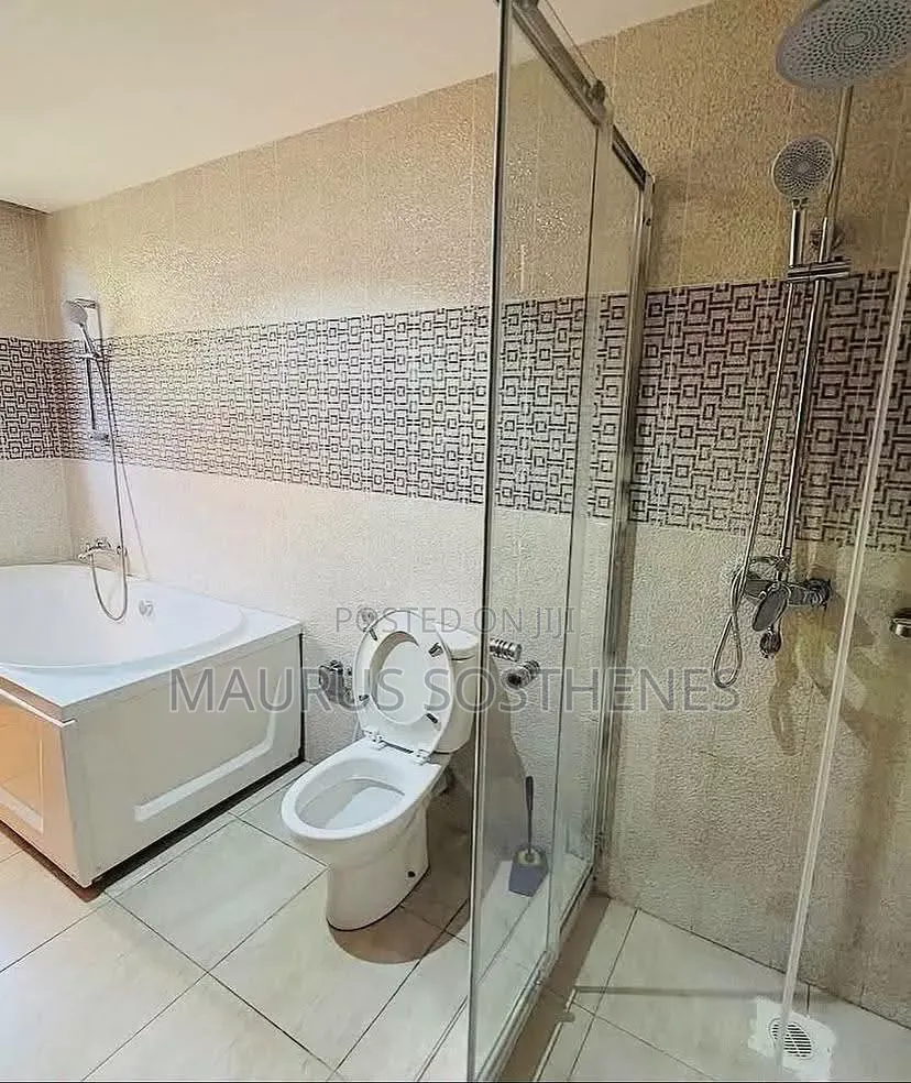 Furnished 5bdrm Villa in Oyster Bay for rent