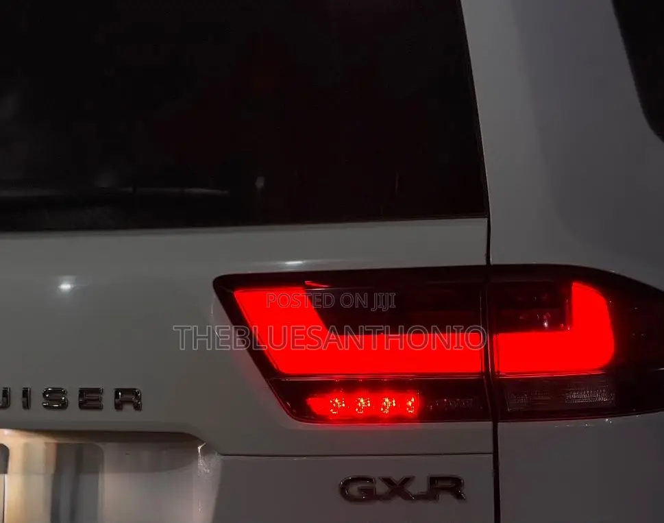 Toyota Land Cruiser 2024 White