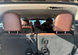 Toyota Land Cruiser 2017 Gold