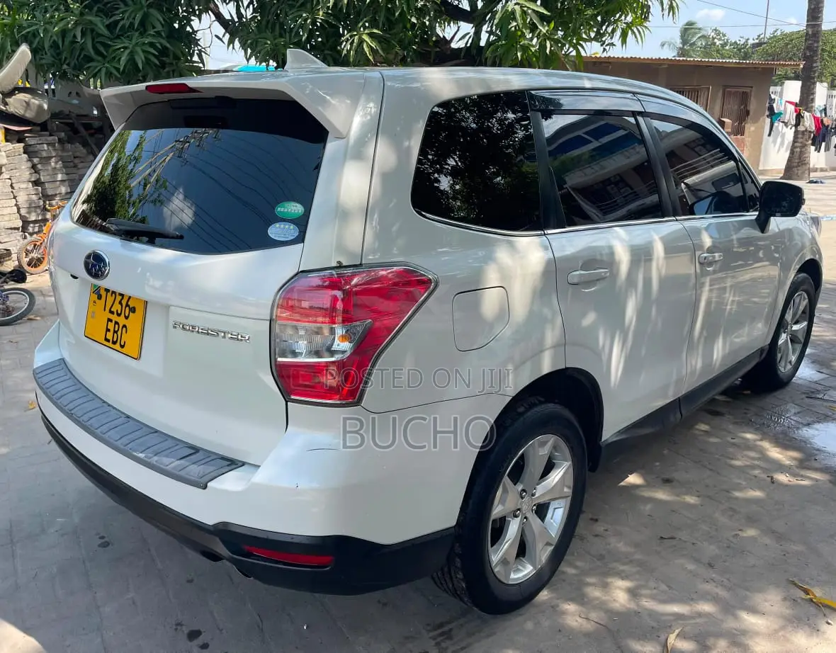 Subaru Forester 2014 White