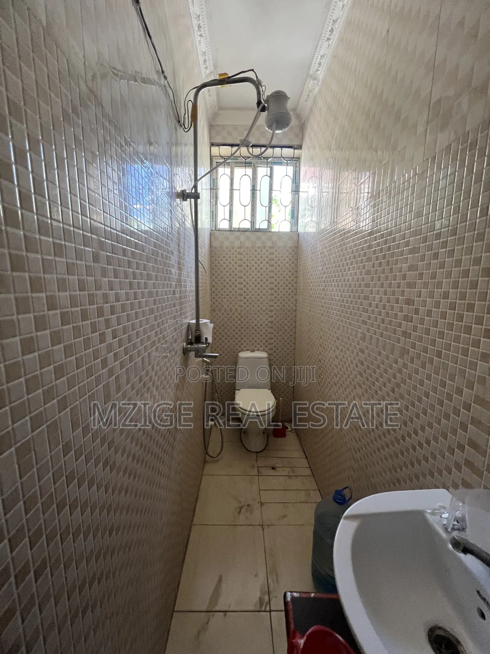 6bdrm House in Nyumba Ya Ghorofa for sale