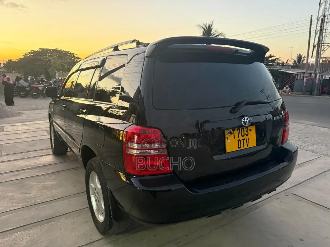 Toyota Kluger 2005 Black