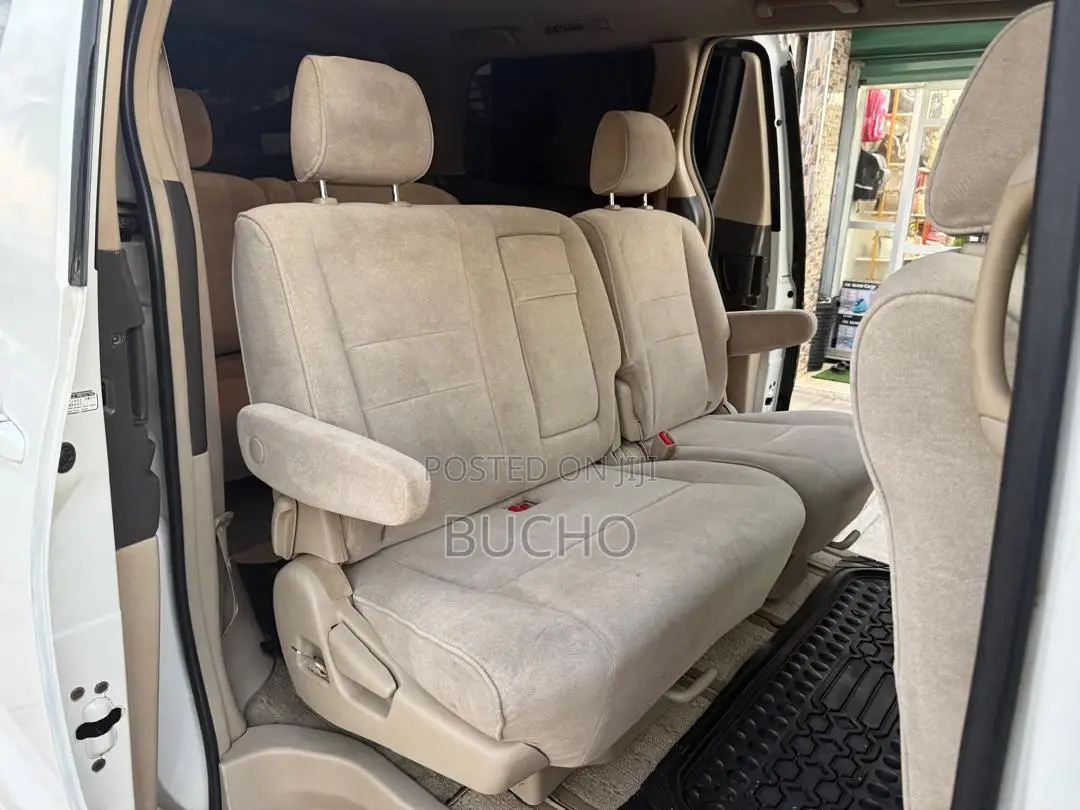 Toyota Alphard 2004 White