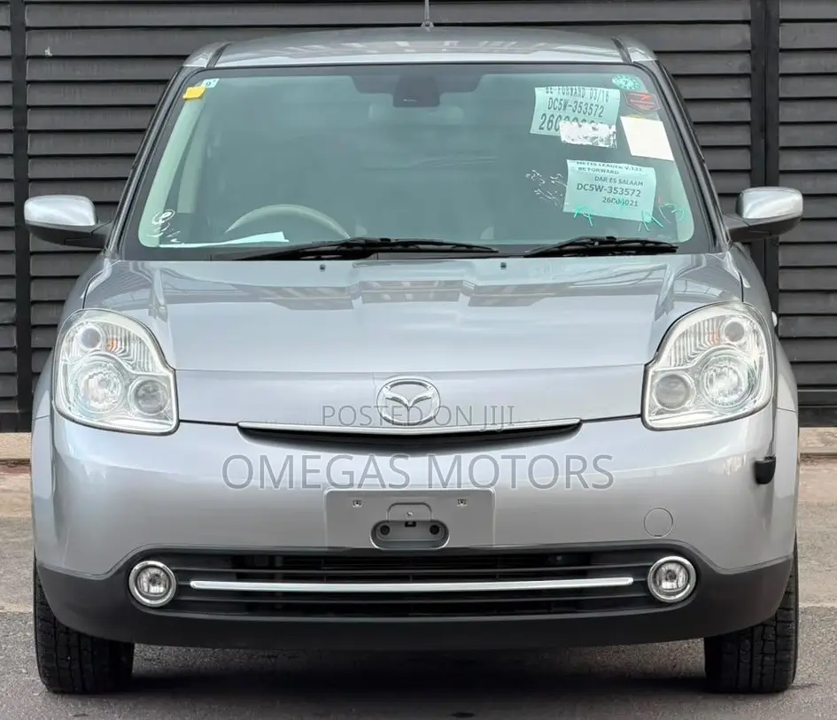 Mazda Verisa 2011 Gray