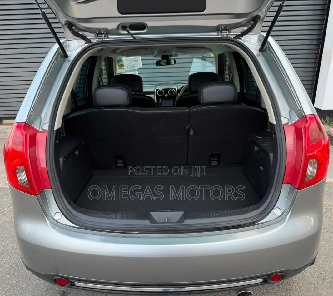 Mazda Verisa 2011 Gray